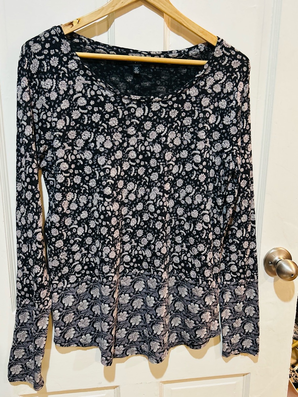 Lucky Brand Black Floral Henley Top Boho Tribal Casual Size S